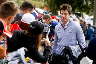 F1, Wolff: «In Bahrain sarà battaglia con la Ferrari»