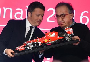 F1, Renzi tifoso: «Partenza Vettel valeva la sveglia»