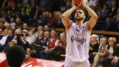 Basket Serie A, Aradori show, Reggio prima