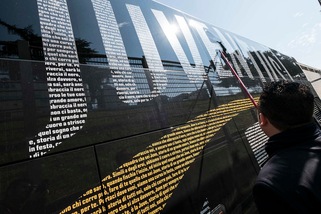 Torino-Juventus: il pullman bianconero preso a sassate