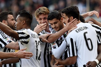 Pagelle Juventus: Khedira tagliente, Rugani resiste