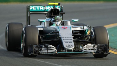 F1: Rosberg vince in Australia, ma in lavagna vola Hamilton