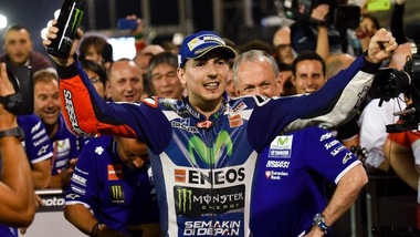MotoGp, Lorenzo domina in pista e in quota