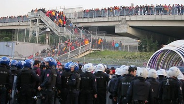 Turchia, l'Isis progettava attentato per il derby Galatasaray-Fenerbahce