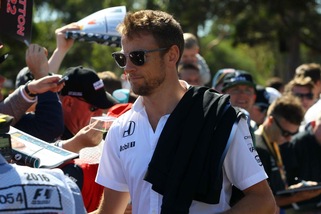 F1, Button: «Come me non c'è nessuno»