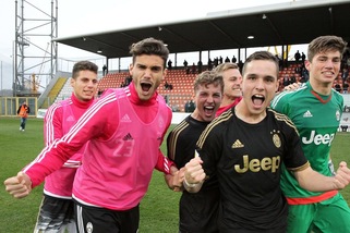 Viareggio Cup, la Juventus in finale! Spezia ko ai rigori