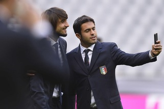 Germania-Italia, selfie e sorrisi per gli azzurri all'Allianz Arena