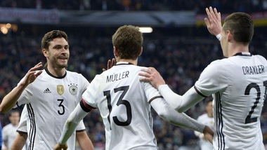 Lezione di tedesco a un’Italia orripilante senza orgoglio e dignità. Conte sbaglia tutto