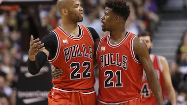 Butler stende Indiana, i Bulls rivedono i playoff