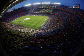 Barcellona-Real Madrid, emozione Camp Nou per Cruyff