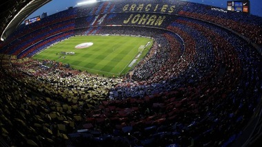 Barcellona-Real Madrid, emozione Camp Nou per Cruyff