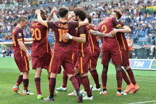 Lazio-Roma 1-4: show giallorosso, si avvicina il secondo posto