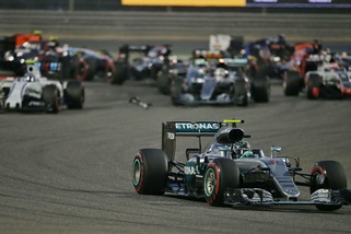 F1, Gp Bahrain: Rosberg domina e vince, Raikkonen secondo