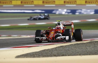 F1, Gp Bahrain: Vettel non parte, Rosberg ancora davanti