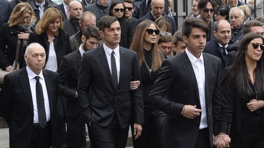 Milan: più di mille persone ai funerali di Cesare Maldini