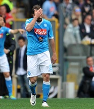 Higuain, 4 turni di squalifica. Il Napoli fa ricorso