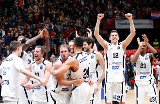 Basket Eurocup, perché è giusto tifare e applaudire Trento