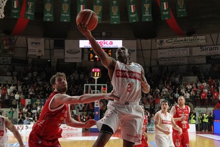 Trento e Varese, notte decisiva