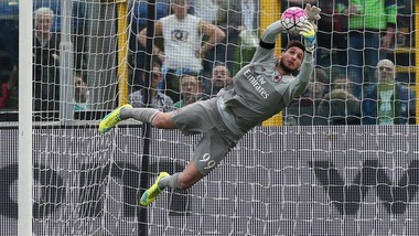 Milan, attento al Chelsea: Conte insiste per avere Donnarumma
