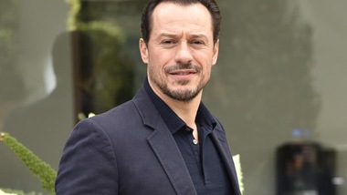 Stefano Accorsi pilota "veloce come il vento"