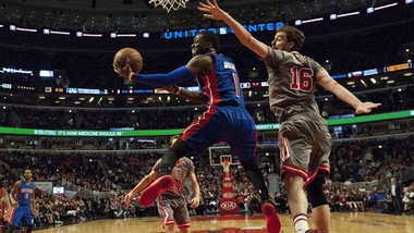 Jackson spinge Detroit ai playoff, Spurs ko