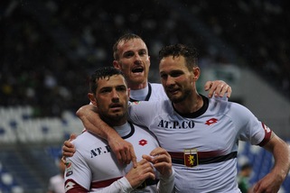 Sassuolo-Genoa 0-1, Dzemaili fa la differenza