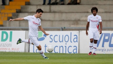 Lega Pro Foggia al secondo posto. Melfi, gol record per Canotto