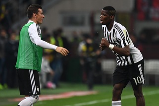 Carrarmato Juventus, scudetto più vicino: battuto  il Milan in rimonta con Pogba, +9 sul Napoli