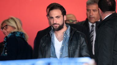 Napoli, al San Paolo c'è Higuain in tribuna