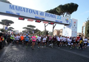 Maratona di Roma 2016, le storie più curiose dei protagonisti
