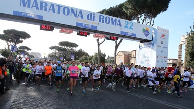 Maratona di Roma 2016, le storie più curiose dei protagonisti