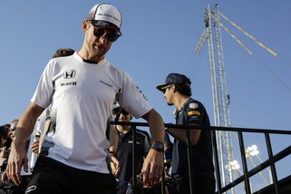 F1, Button: «In Cina sarà una gara durissima»