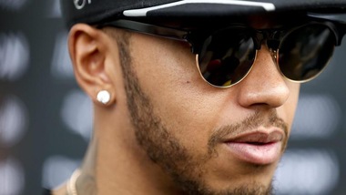 F1, Gp Cina: Hamilton insegue a 3,00