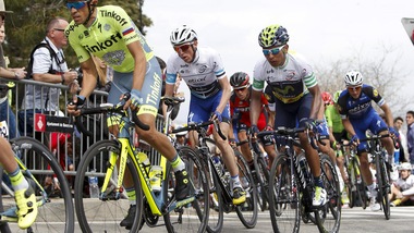 Freni come rasoi, l'Uci sospende i test