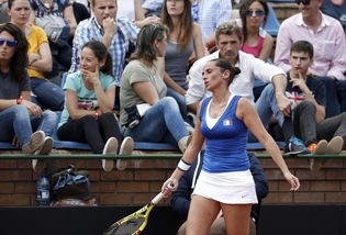 Tennis Fed Cup, Spagna-Italia 2-0: Schiavone e Vinci ko