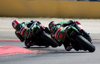 SBK Kawasaki, Rea: «Felicissimo per il team»