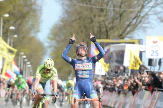 Ciclismo, Amstel Gold Race: bis di Gasparotto