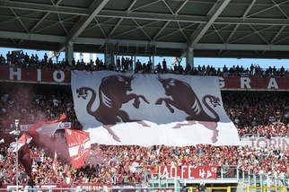 Adesso sì: lo stadio è stato intitolato al Grande Torino