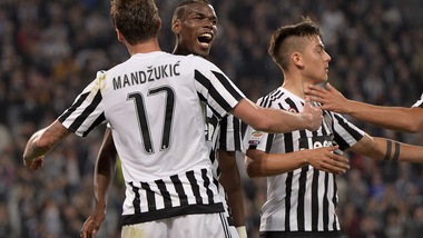 Juventus, 3-0 alla Lazio con Mandzukic e Dybala. Ora match ball scudetto