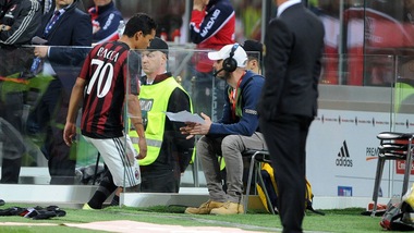 Milan, Brocchi sostituisce Bacca ma non la prende bene...