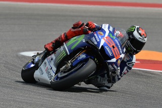 MotoGp Jerez: Lorenzo in testa nelle prime libere, 3° Valentino Rossi