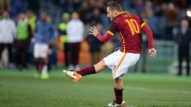 Ecco dove andrà Totti. Cinque piste da seguire. La prima porta a Leicester