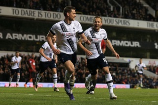 Premier League, Tottenham-WBA 1-1: Leicester a 3 punti dal titolo