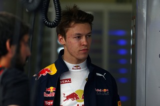 F1 Sochi, Kvyat contro Hamilton: «Deve rispettare gli altri»