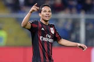 Milan, Bacca è sotto esame: Balotelli ha più chance di restare