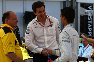 F1 Mercedes, Wolff: «Rosberg veloce e fortunato»