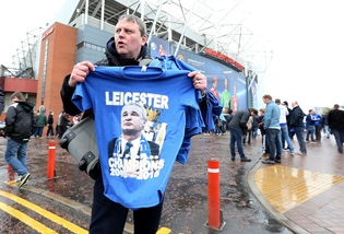 Manchester United-Leicester 1-1: festa rimandata per Ranieri