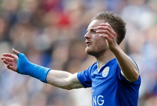 Premier League, la stampa inglese: è Vardy il giocatore dell'anno