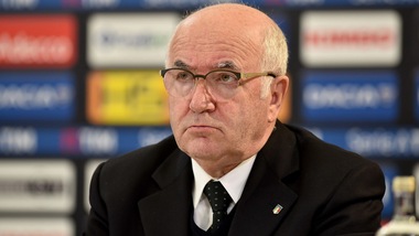 Juventus, Tavecchio: «Non si vincono cinque scudetti senza programmazione e impegno»