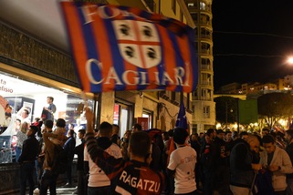 Cagliari, notte di festa per la Serie A. Giulini: «Voltiamo pagina»